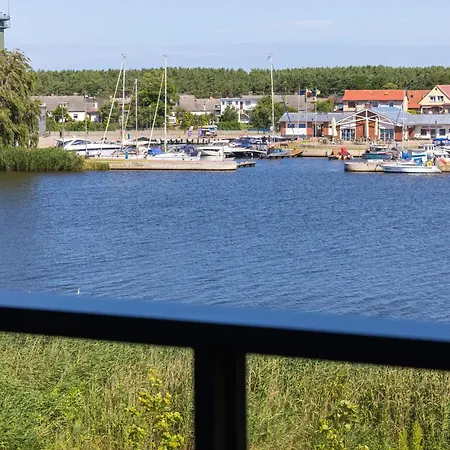 Apartment Dziwna River Z Frontowym Widokiem Na Rzeke I Basenem Epapartamenty Dziwnow