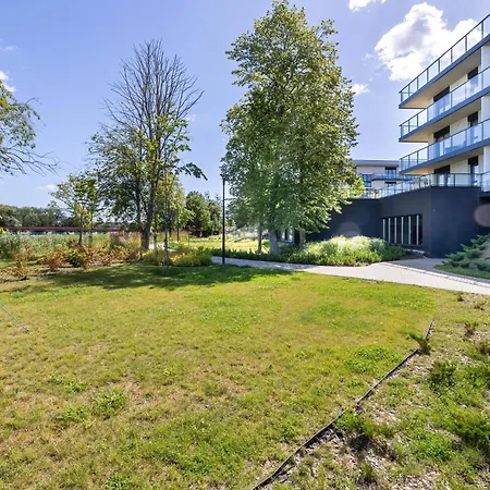 Apartment Dziwna River Z Frontowym Widokiem Na Rzeke I Basenem Epapartamenty Dziwnow