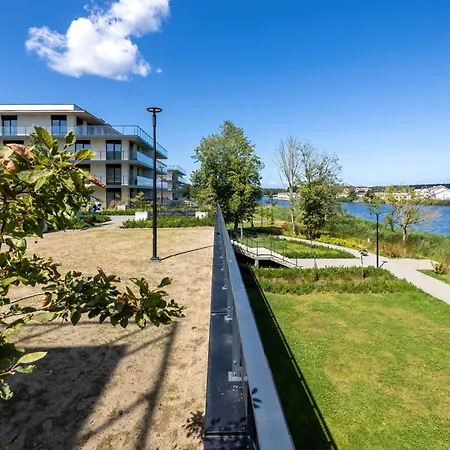 Dziwna River Z Frontowym Widokiem Na Rzeke I Basenem Epapartamenty * Dziwnow