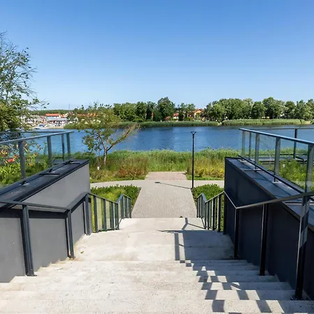 Apartment Dziwna River Z Frontowym Widokiem Na Rzeke I Basenem Epapartamenty Dziwnow