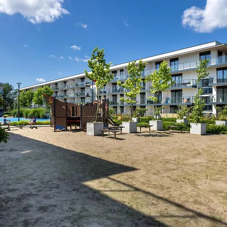 Dziwna River Z Frontowym Widokiem Na Rzeke I Basenem Epapartamenty * Dziwnów