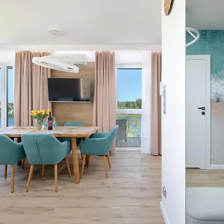 Apartment Dziwna River Z Frontowym Widokiem Na Rzeke I Basenem Epapartamenty