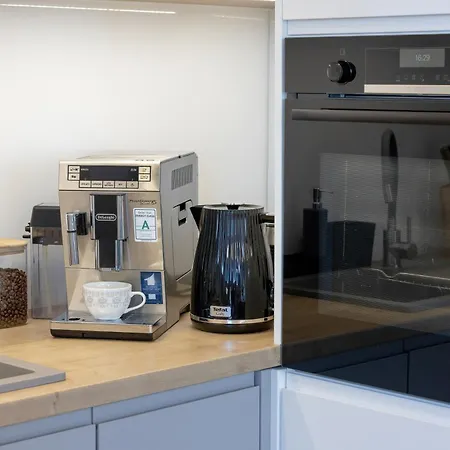 Dziwna River Z Frontowym Widokiem Na Rzeke I Basenem Epapartamenty 公寓 Dziwnów