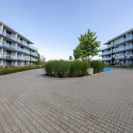 Dziwna River Z Frontowym Widokiem Na Rzeke I Basenem Epapartamenty Apartment Dziwnow