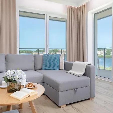 Dziwna River Z Frontowym Widokiem Na Rzeke I Basenem Epapartamenty Dziwnów