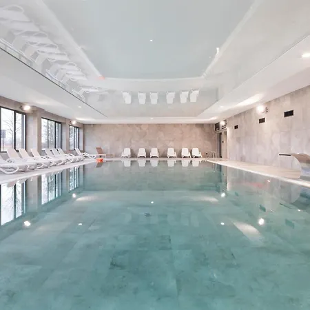 Apartment Dziwna River Z Frontowym Widokiem Na Rzeke I Basenem Epapartamenty *