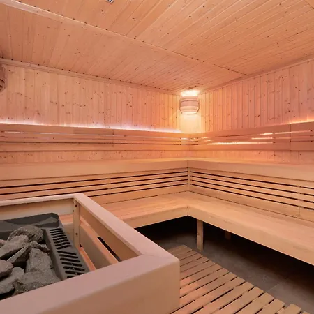 Dziwna River Z Frontowym Widokiem Na Rzeke I Basenem Epapartamenty *