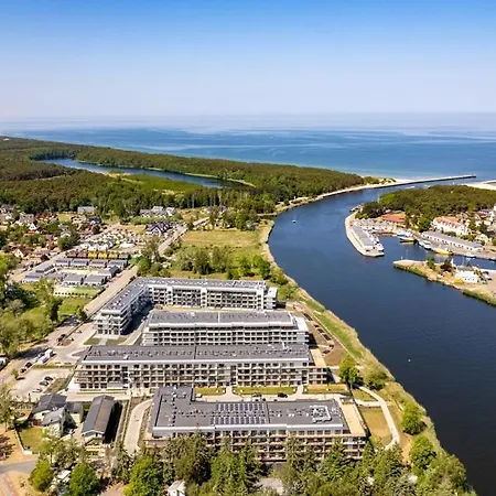 Dziwna River Z Frontowym Widokiem Na Rzeke I Basenem Epapartamenty Dziwnow