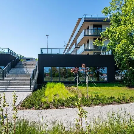 Dziwna River Z Frontowym Widokiem Na Rzeke I Basenem Epapartamenty Apartment