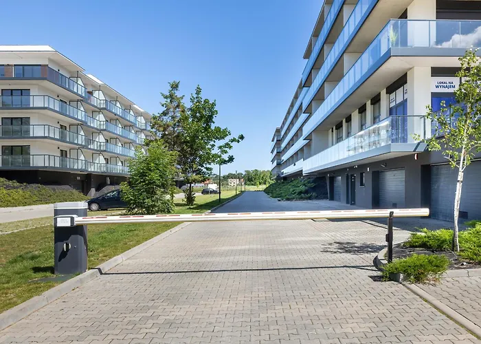 Dziwna River Z Frontowym Widokiem Na Rzeke I Basenem Epapartamenty Dziwnów