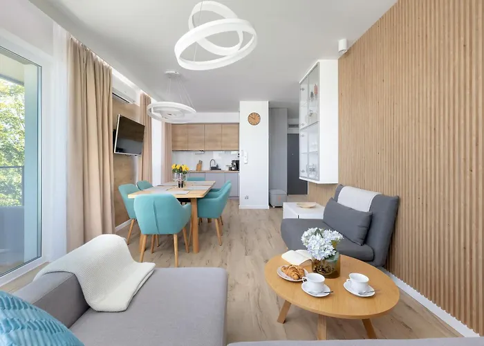 Dziwna River Z Frontowym Widokiem Na Rzeke I Basenem Epapartamenty