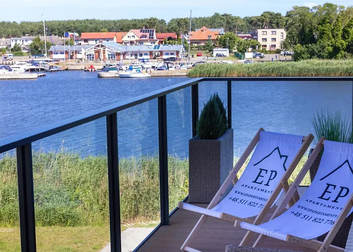 Dziwna River Z Frontowym Widokiem Na Rzeke I Basenem Epapartamenty Dziwnów