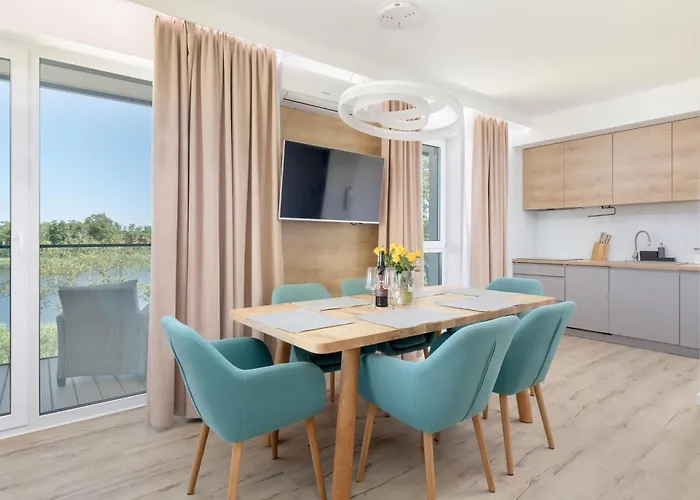 Dziwna River Z Frontowym Widokiem Na Rzeke I Basenem Epapartamenty *